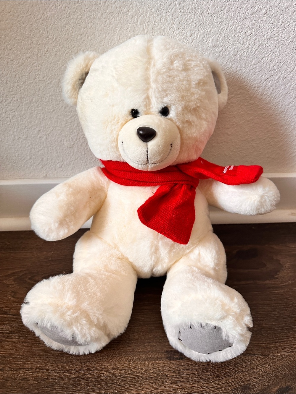 Tanger Outlets Happy Holiday’s Bear White Plush Stuffed Animal Red Scarf Rare